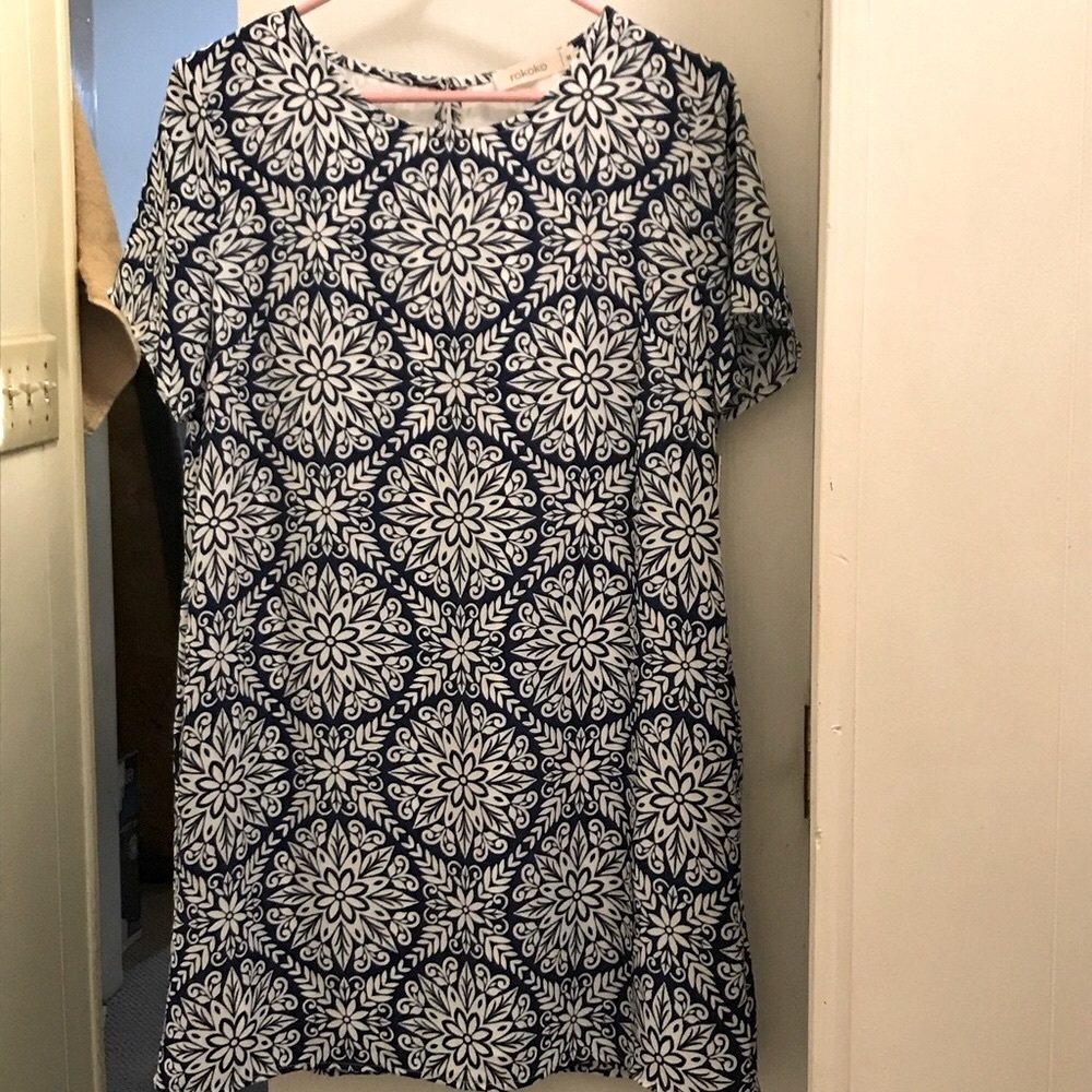 Rokoko☀️Blue and white flowered dress
